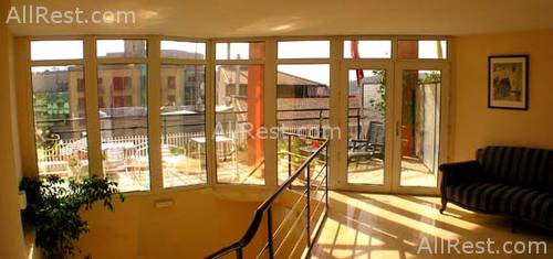 Husa Barcelona 9